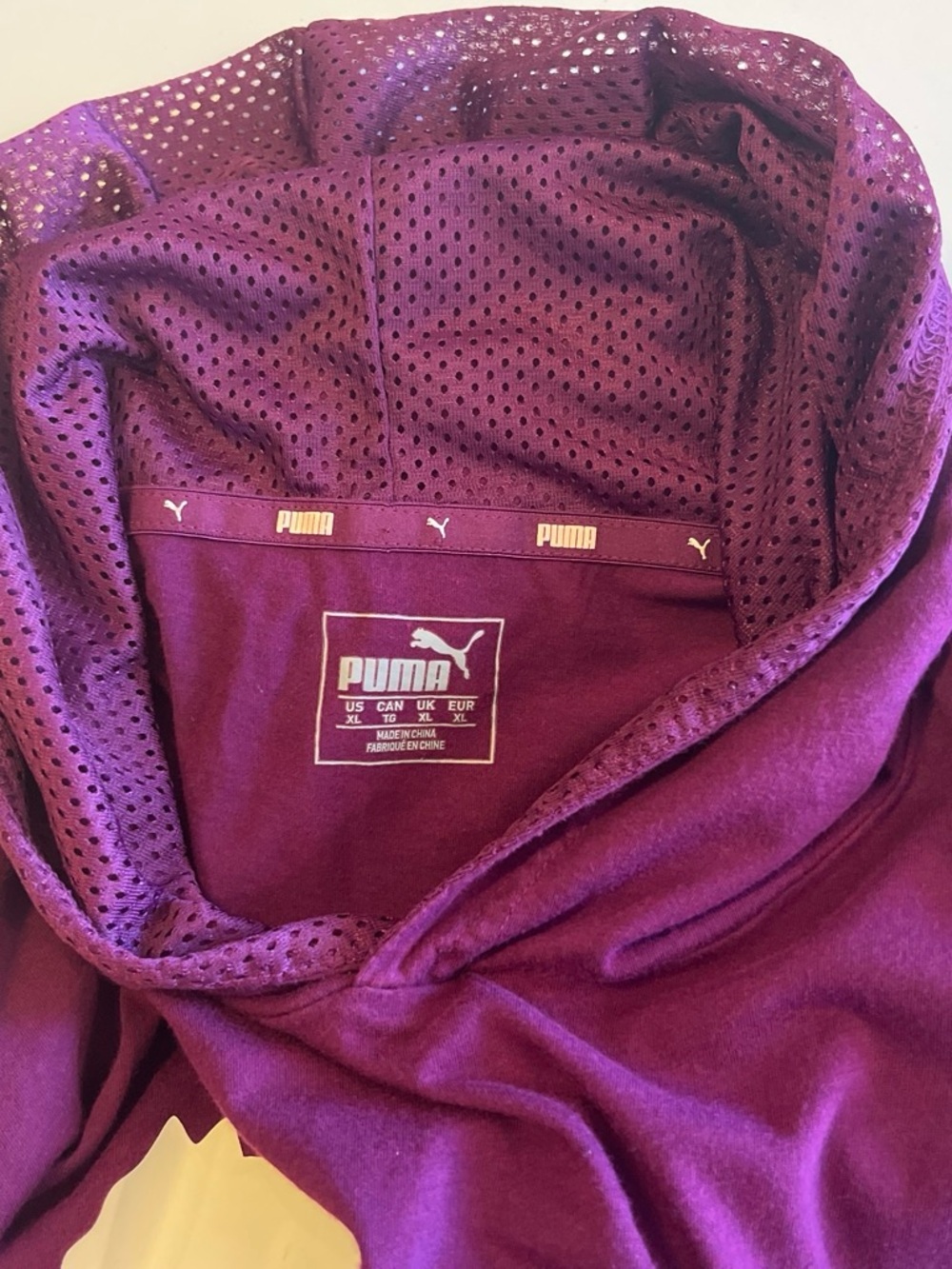 Puma Women’s Plum Purple Pullover Hoodie with White Cat Logo Cropped Size XL - Picture 8 of 9